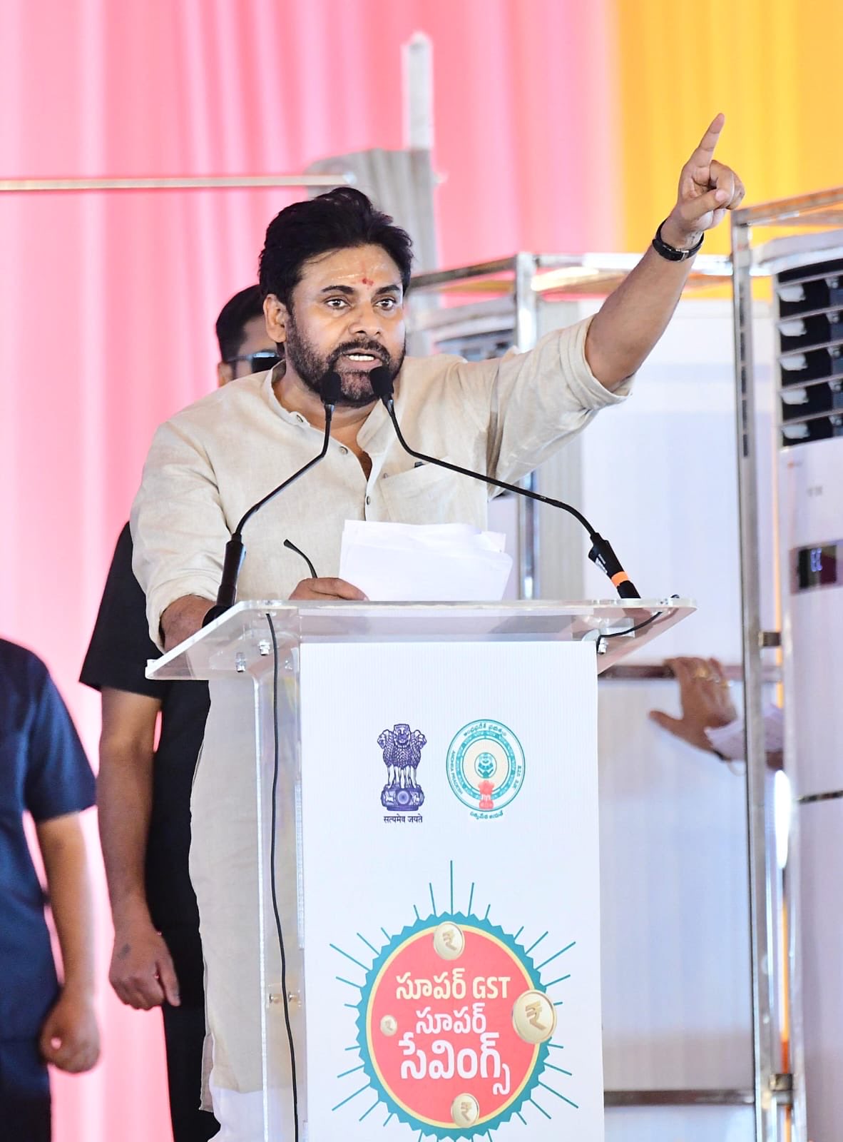 దేశాన్ని ప్రపంచ పటంలో నిలిపిన మహా నాయకుడు మోదీ: పవన్ కళ్యాణ్ దేశాన్ని ప్రపంచ పటంలో నిలిపిన మహా నాయకుడు మోదీ: పవన్ కళ్యాణ్