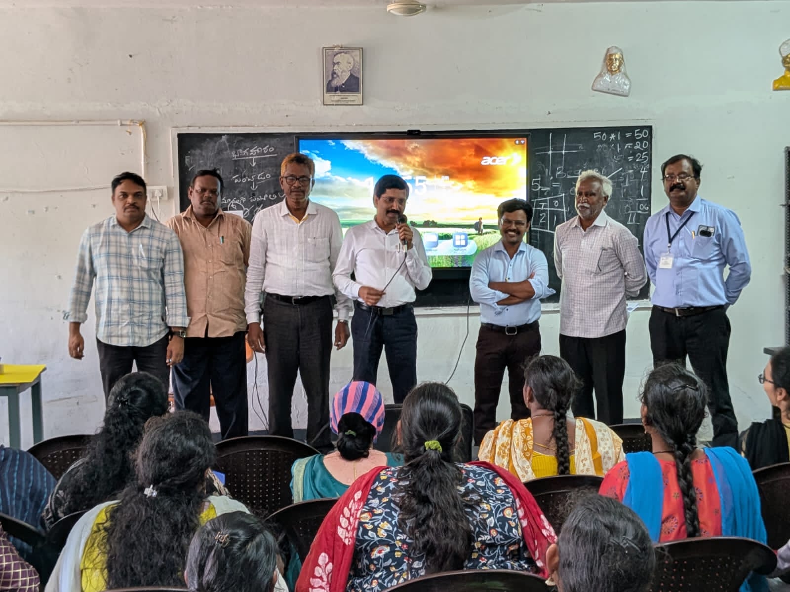 భోదనా నైపుణ్యాలతో నవ సమాజం నిర్మాణం: ప్రిన్సిపల్ సెక్రెటరీ కోన శశిధర్ 