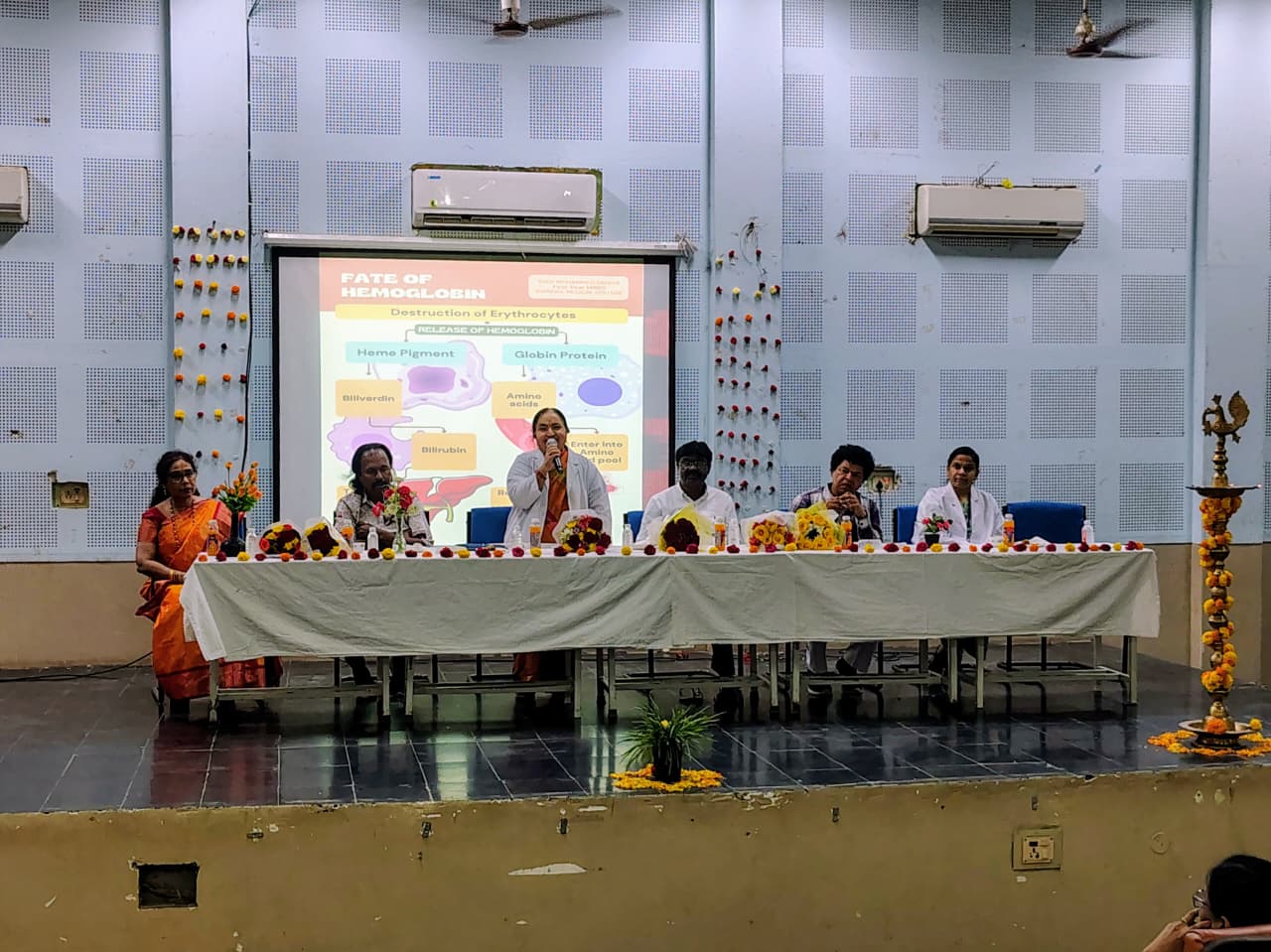 మానవ శరీర అంతర్గత నిర్మాణాల పనితీరు తెలిపేదే ఫిజియాలజీ : డాక్టర్ కే చిట్టి నరసమ్మ మానవ శరీర అంతర్గత నిర్మాణాల పనితీరు తెలిపేదే ఫిజియాలజీ : డాక్టర్ కే చిట్టి నరసమ్మ