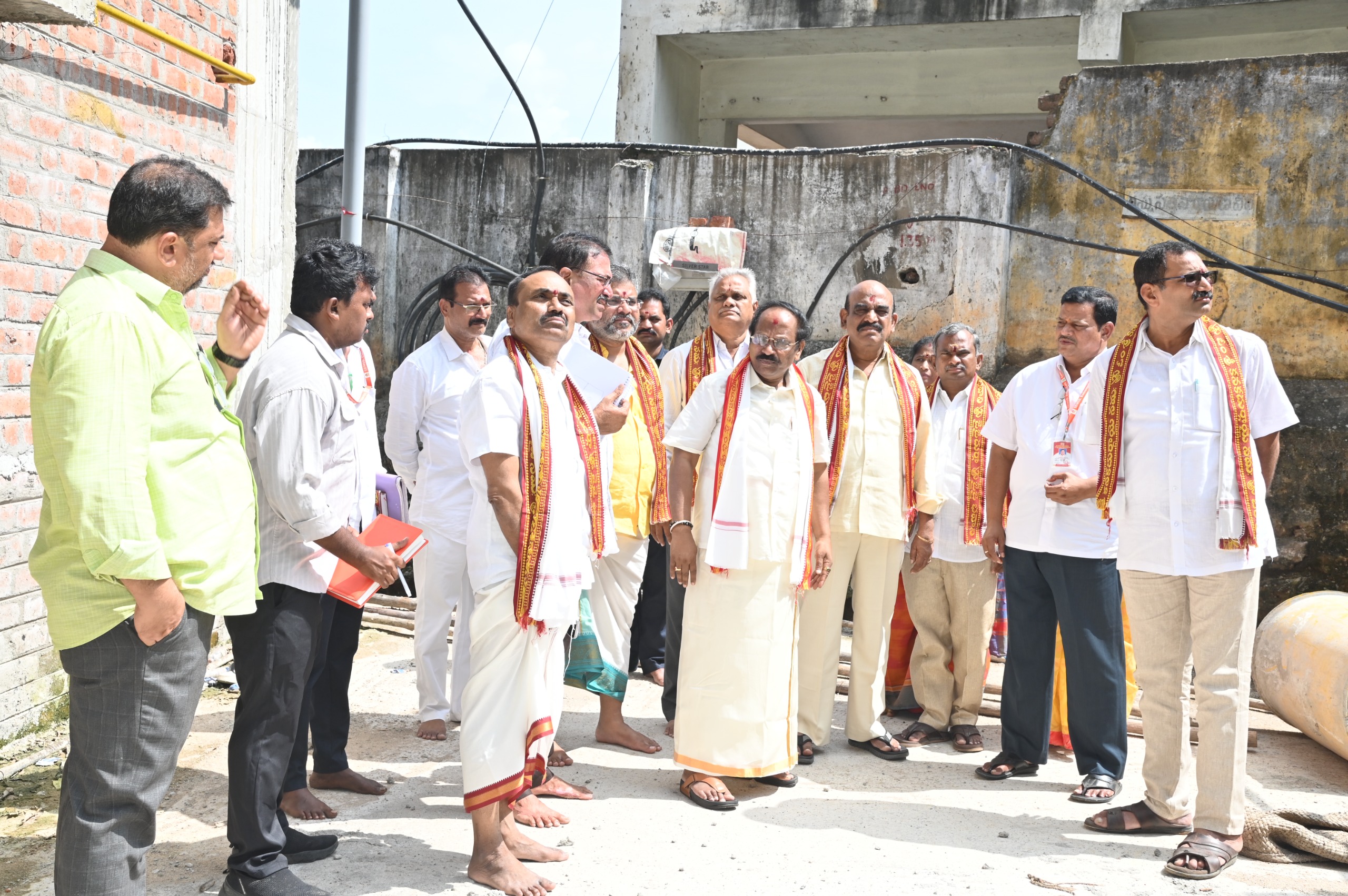 బోర్డు సభ్యులతో ఛైర్మన్ ట్రయల్ మీటింగ్