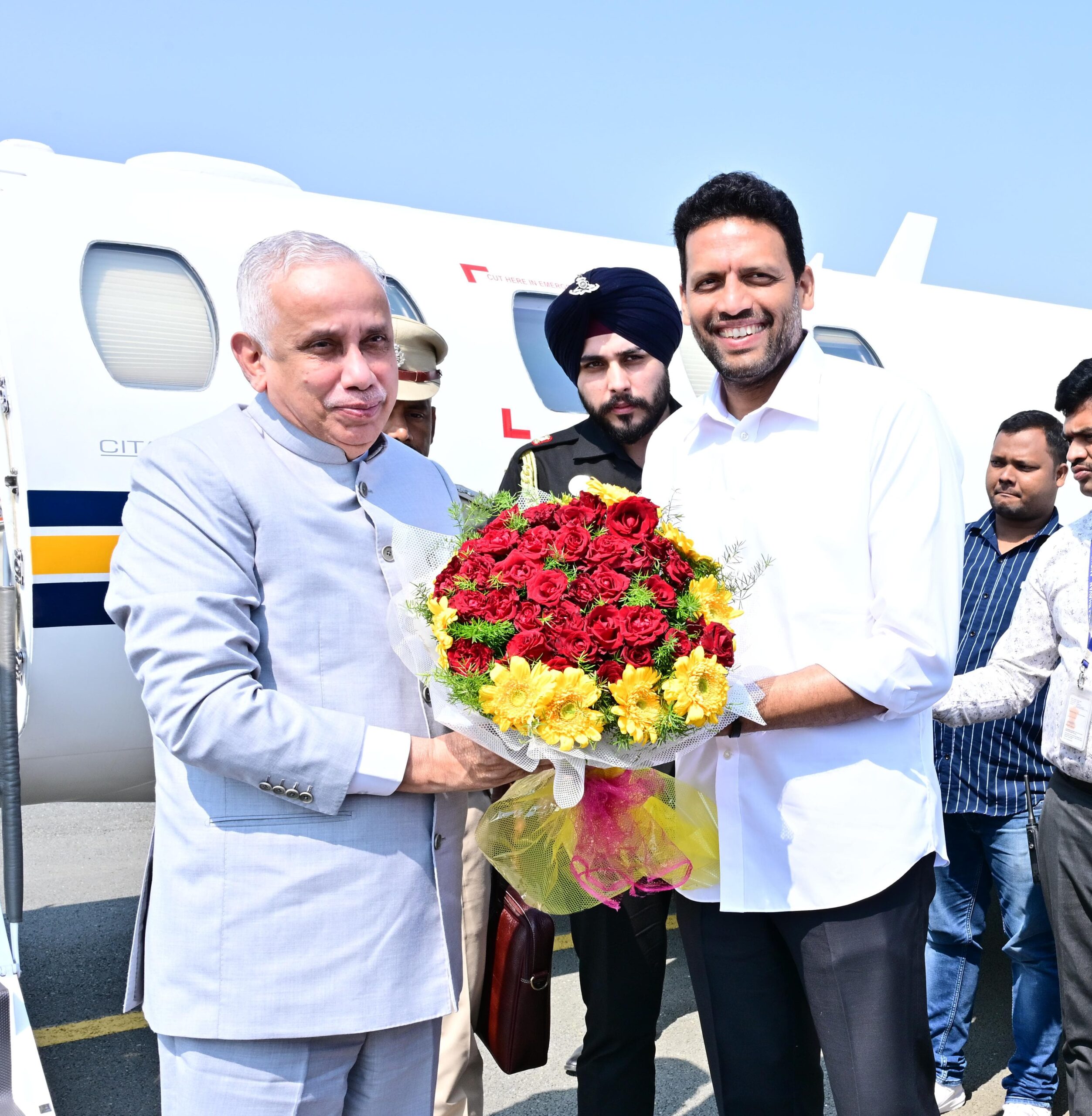 యావత్ తెలుగుజాతి గర్వపడేలా విద్యార్థులు ఎదగాలి