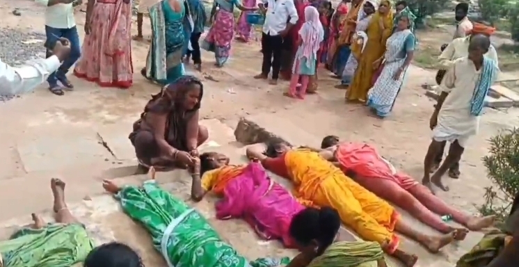 పదిమంది భక్తులు మృతి:  టీటీడీ మాజీ చైర్మన్ 