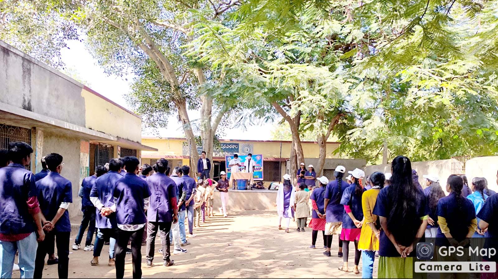 పాఠశాల విద్యార్థులకు బ్లడ్ గ్రూప్  పరీక్షలు నిర్వహించిన NSS యూనిట్ 5 విద్యార్థులు