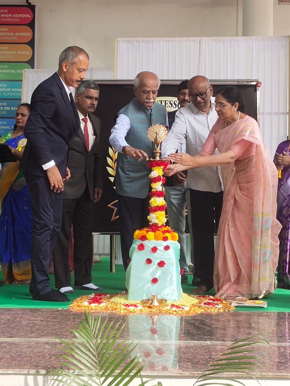 మాంటిస్సోరిలో మెగా సైన్స్ ఎక్స్పో