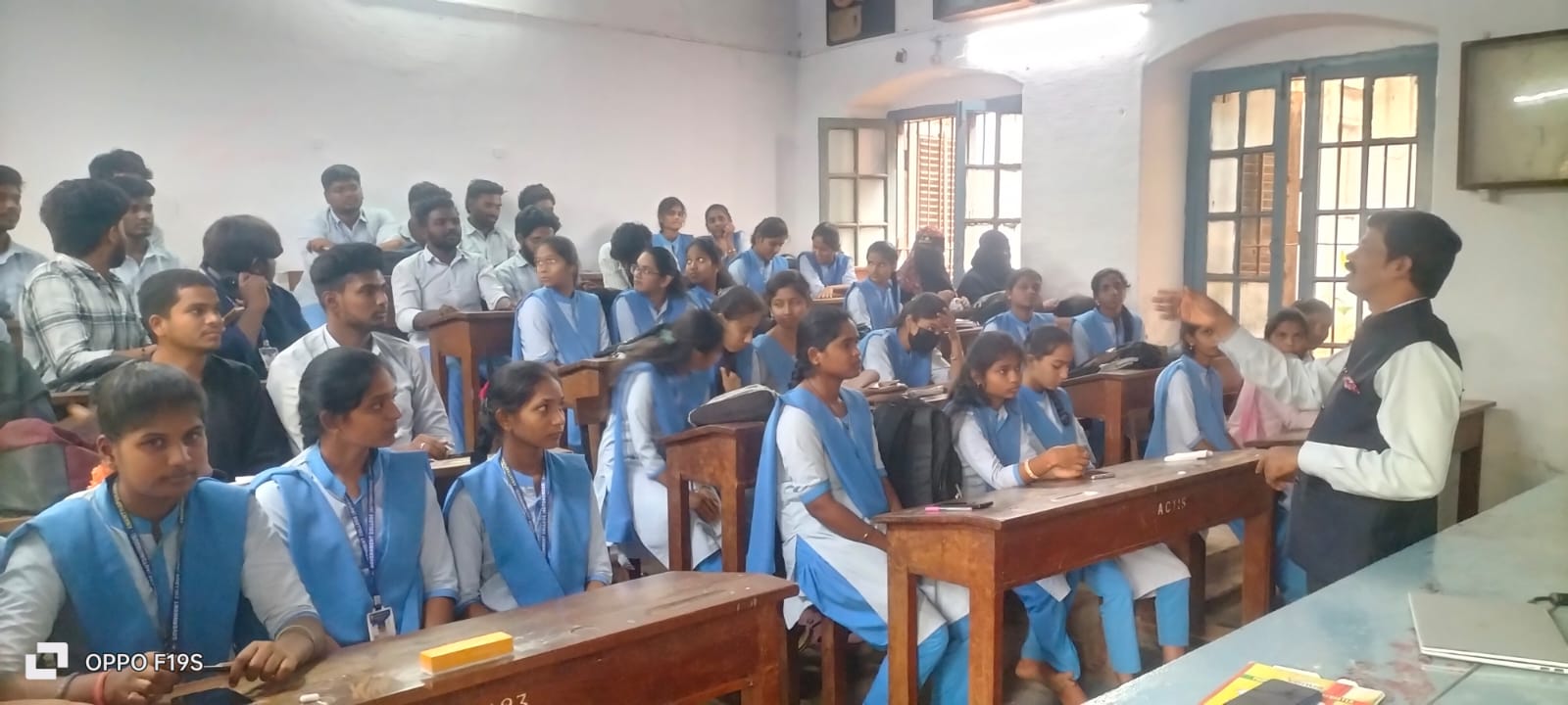 లక్ష సాధన కోసం కృషి చేయాలి లక్ష సాధన కోసం కృషి చేయాలి