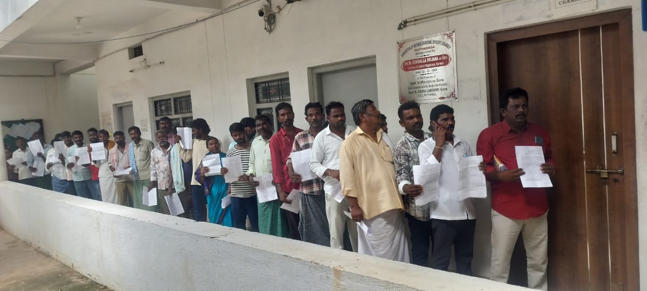 ఒకే సమస్యపై  60 మంది ఫిర్యాదు ..!