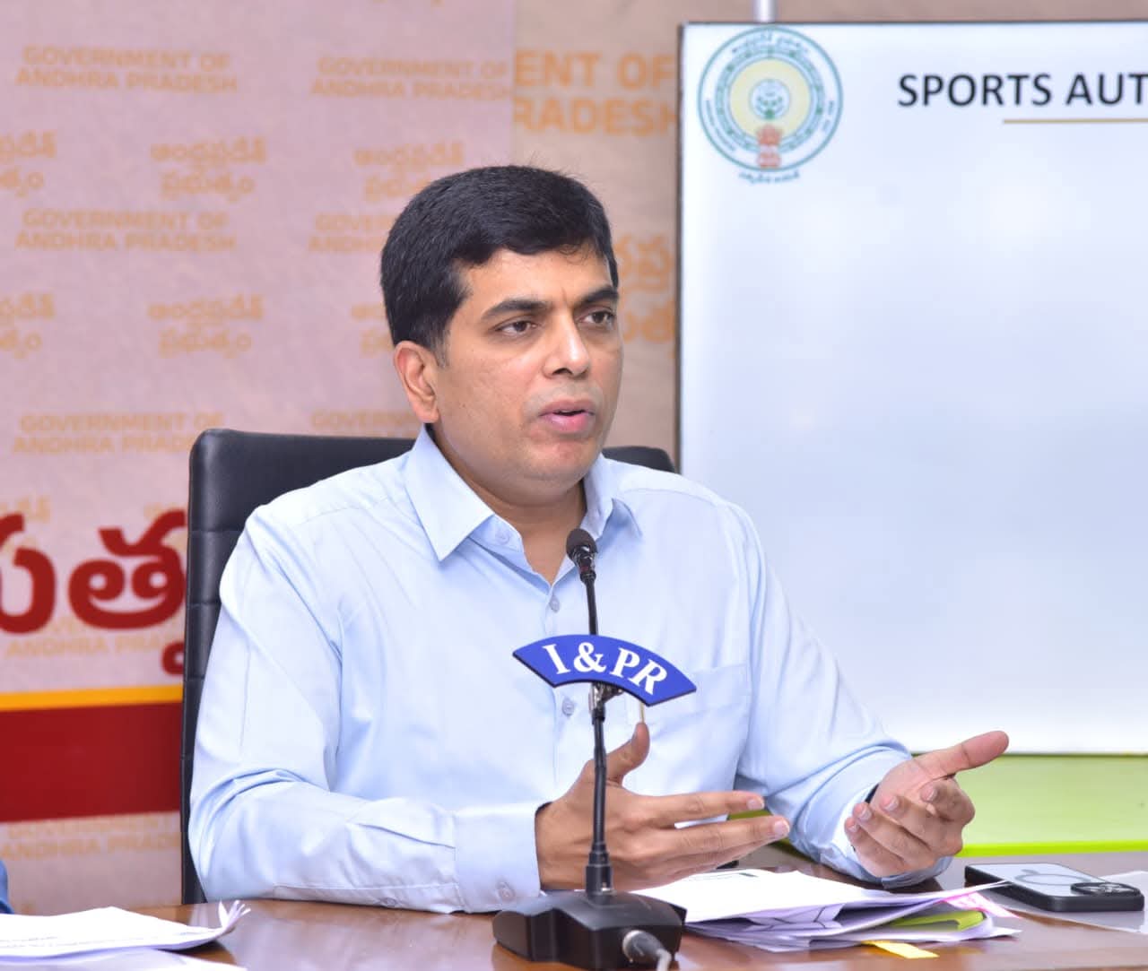 అక్టోబర్లో మెగా డిఎస్సీ నోటిఫికేషన్.. డిసెంబర్లో పరీక్షలు…! అక్టోబర్లో మెగా డిఎస్సీ నోటిఫికేషన్.. డిసెంబర్లో పరీక్షలు…!