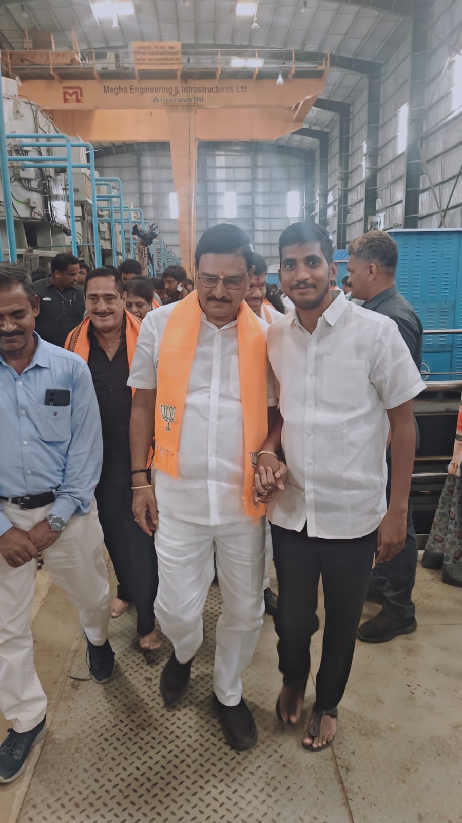 జాతీయ ప్రాజెక్టు పోలవరం వద్ద బీజేపీ నేతల సమీక్ష.. పాల్గొన్న తుగ్గలి నవీన్ రెడ్డి